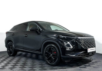 Подержанный автомобиль Omoda C5 2023 года (3 фото)