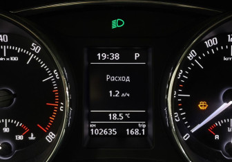 Подержанный автомобиль Skoda Superb Wagon 2013 года (20 фото)