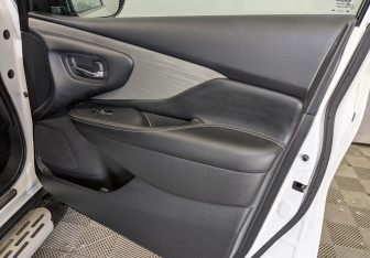 Подержанный автомобиль Nissan Murano Suv 2021 года (24 фото)
