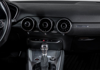 Подержанный автомобиль Audi TT Coupe 2014 года (13 фото)