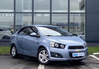 Подержанный автомобиль Chevrolet Aveo Sedan 2012 года (3 фото)