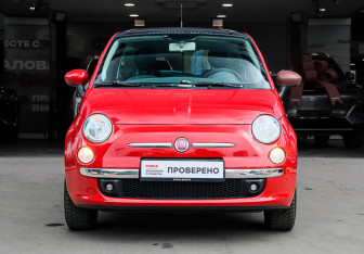 Подержанный автомобиль Fiat 500 Hatchback 2012 года (2 фото)