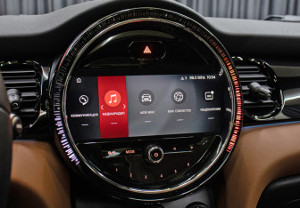 Подержанный автомобиль MINI Hatch 2021 года (20 фото)