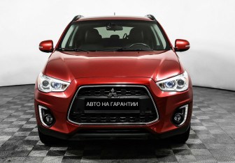 Подержанный автомобиль Mitsubishi ASX 2014 года (2 фото)