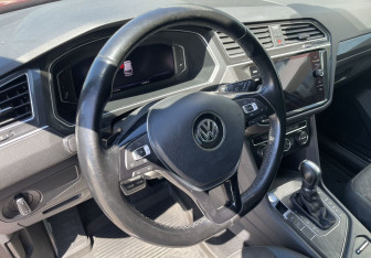 Подержанный автомобиль Volkswagen Tiguan 2019 года (12 фото)