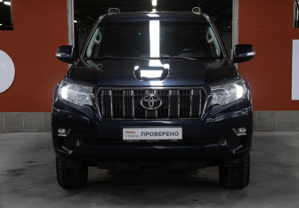 Подержанный автомобиль Toyota Land Cruiser Prado 2019 года (2 фото)