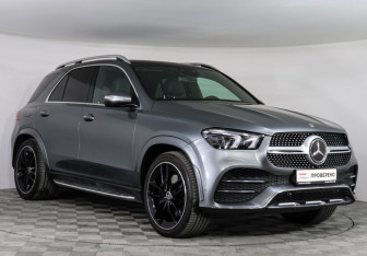 Подержанный автомобиль Mercedes-Benz GLE 2020 года (3 фото)