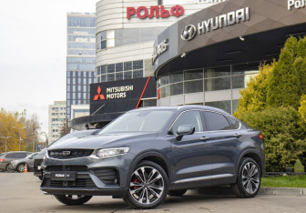 Подержанный автомобиль Geely Tugella 2022 года (9 фото)