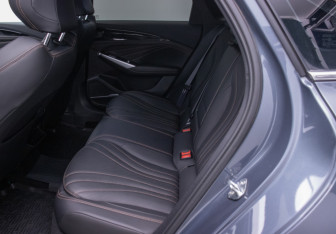 Подержанный автомобиль Geely Preface 2024 года (11 фото)