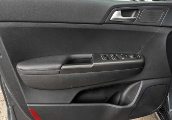 Подержанный автомобиль Kia Sportage 2019 года (19 фото)