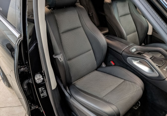 Подержанный автомобиль Mercedes-Benz GLE 2020 года (23 фото)