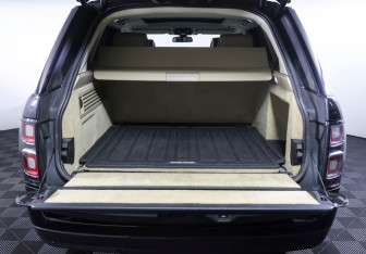 Подержанный автомобиль Land Rover Range Rover 2015 года (9 фото)