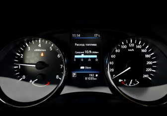 Подержанный автомобиль Nissan X-Trail 2021 года (14 фото)