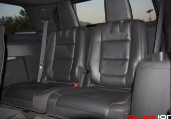 Подержанный автомобиль Ford Explorer 2013 года (12 фото)