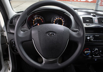 Подержанный автомобиль LADA (ВАЗ) Granta Sedan 2024 года (17 фото)