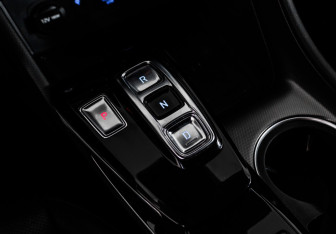 Подержанный автомобиль Hyundai Sonata 2020 года (18 фото)