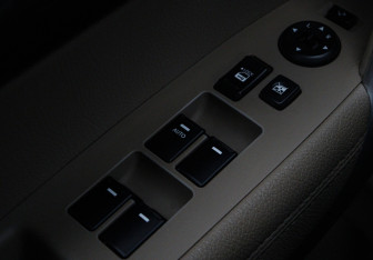 Подержанный автомобиль Kia Sorento 2010 года (16 фото)