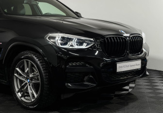 Подержанный автомобиль BMW X4 2021 года (22 фото)