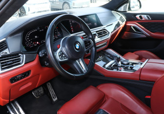 Подержанный автомобиль BMW X6 M 2021 года (13 фото)
