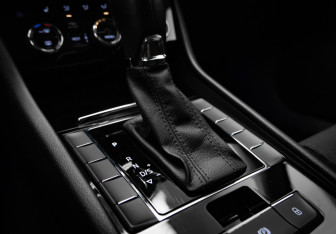 Подержанный автомобиль Skoda Superb Liftback 2018 года (18 фото)