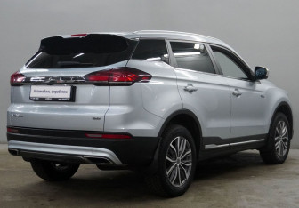 Подержанный автомобиль Geely Atlas Pro 2022 года (5 фото)