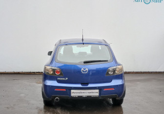 Подержанный автомобиль Mazda 3 Hatchback 2006 года (6 фото)