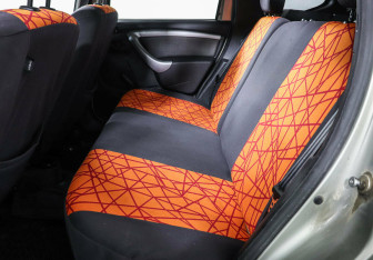 Подержанный автомобиль Renault Duster 2013 года (10 фото)