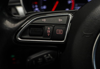 Подержанный автомобиль Audi A7 2013 года (11 фото)