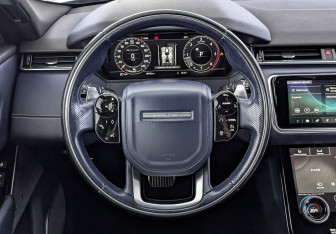 Подержанный автомобиль Land Rover Range Rover Velar 2017 года (21 фото)