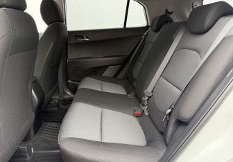 Подержанный автомобиль Hyundai Creta 2017 года (11 фото)