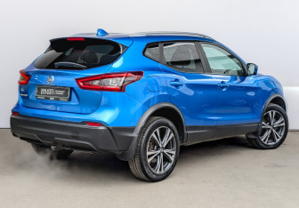Подержанный автомобиль Nissan Qashqai 2020 года (5 фото)