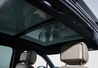 Подержанный автомобиль Porsche Cayenne 2021 года (16 фото)