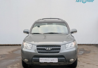 Подержанный автомобиль Hyundai Santa Fe 2008 года (2 фото)