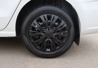 Подержанный автомобиль Volkswagen Polo Sedan 2013 года (9 фото)