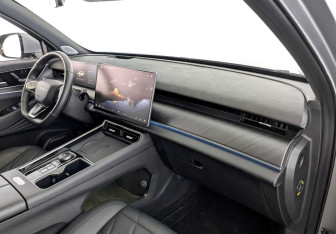 Подержанный автомобиль Chery Tiggo 9 2024 года (12 фото)