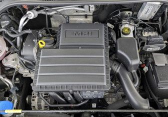 Подержанный автомобиль Skoda Rapid Liftback 2021 года (9 фото)