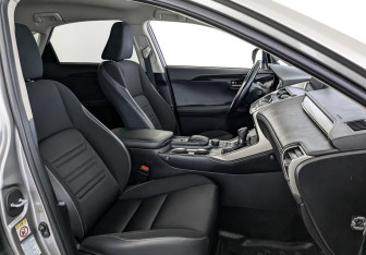 Подержанный автомобиль Lexus NX 2015 года (24 фото)