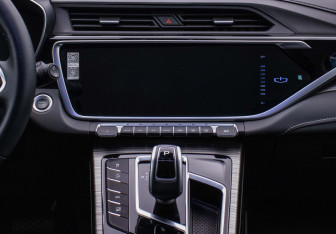 Подержанный автомобиль Belgee X70 2024 года (14 фото)