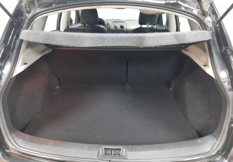 Подержанный автомобиль Nissan Qashqai 2013 года (12 фото)