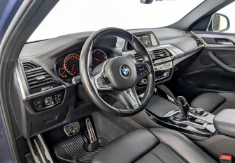 Подержанный автомобиль BMW X4 2020 года (16 фото)