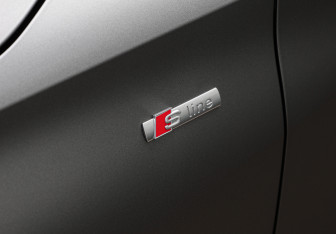 Подержанный автомобиль Audi A3 Hatchback 2021 года (24 фото)