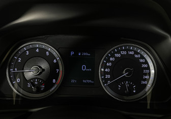Подержанный автомобиль Hyundai Sonata 2020 года (11 фото)