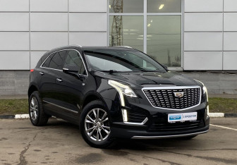 Подержанный автомобиль Cadillac XT5 2021 года (3 фото)