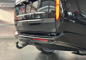Новый Land Rover Range Rover 2025 (9 фото)