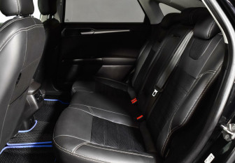 Подержанный автомобиль Ford Mondeo Sedan 2016 года (10 фото)