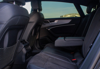 Подержанный автомобиль Audi A7 2020 года (14 фото)