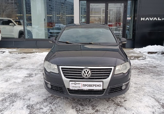 Подержанный автомобиль Volkswagen Passat Sedan 2008 года (2 фото)