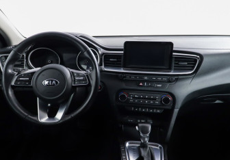 Подержанный автомобиль Kia Ceed Wagon 2019 года (6 фото)