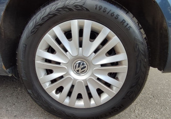 Подержанный автомобиль Volkswagen Golf Plus 2011 года (13 фото)