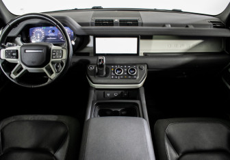 Подержанный автомобиль Land Rover Defender Suv 2021 года (12 фото)